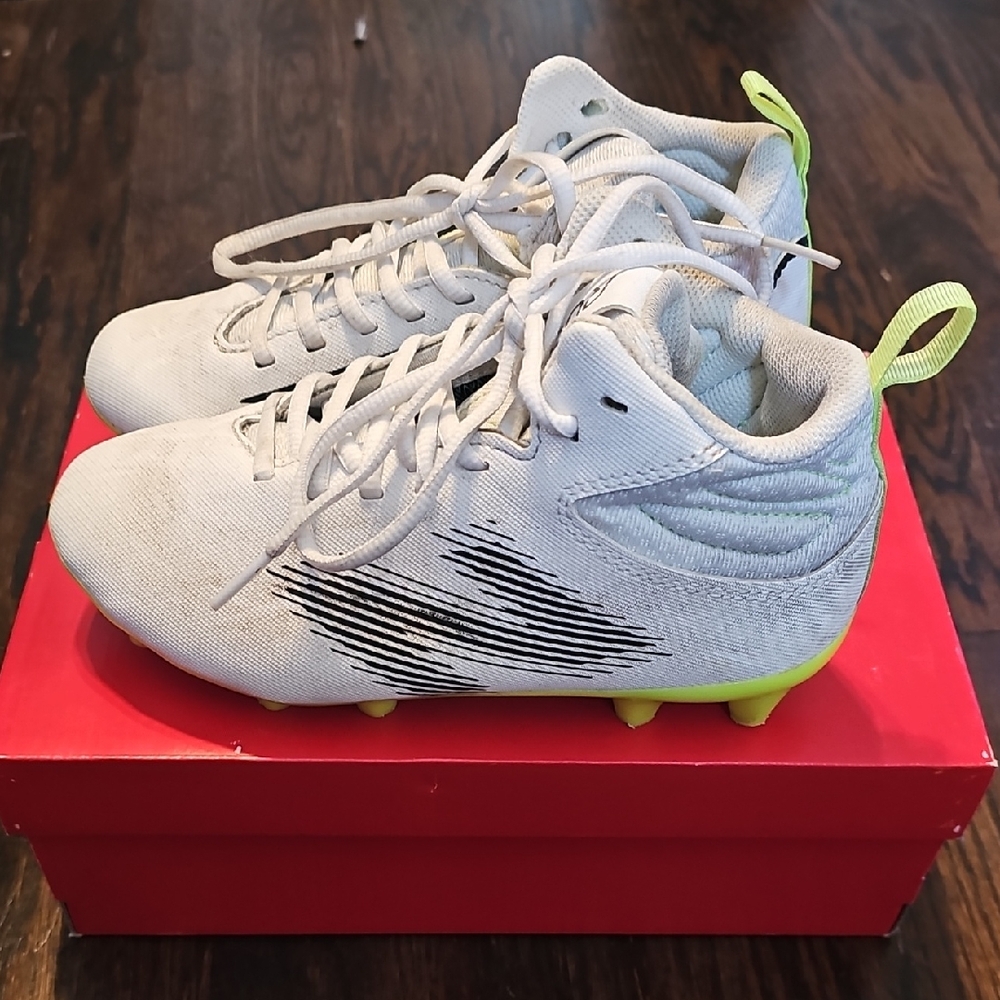 New Balance Rush Lacrosse Cleats